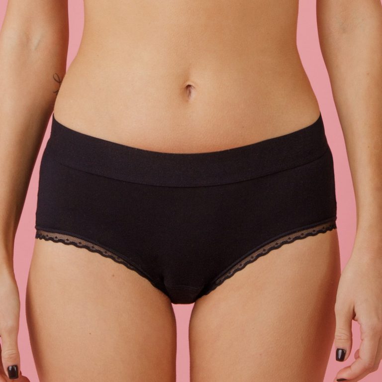 Majtki menstruacyjne ogrody piękna