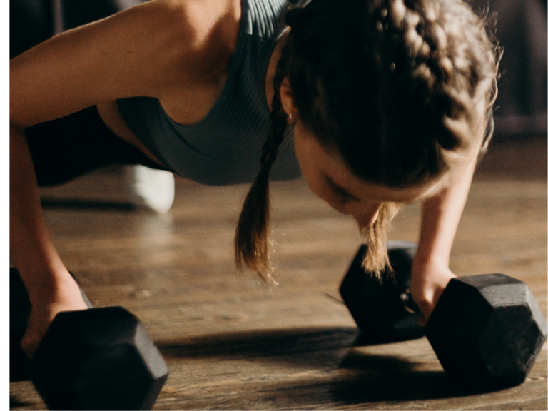 wyrzeźbić mięśnie ogrody piękna